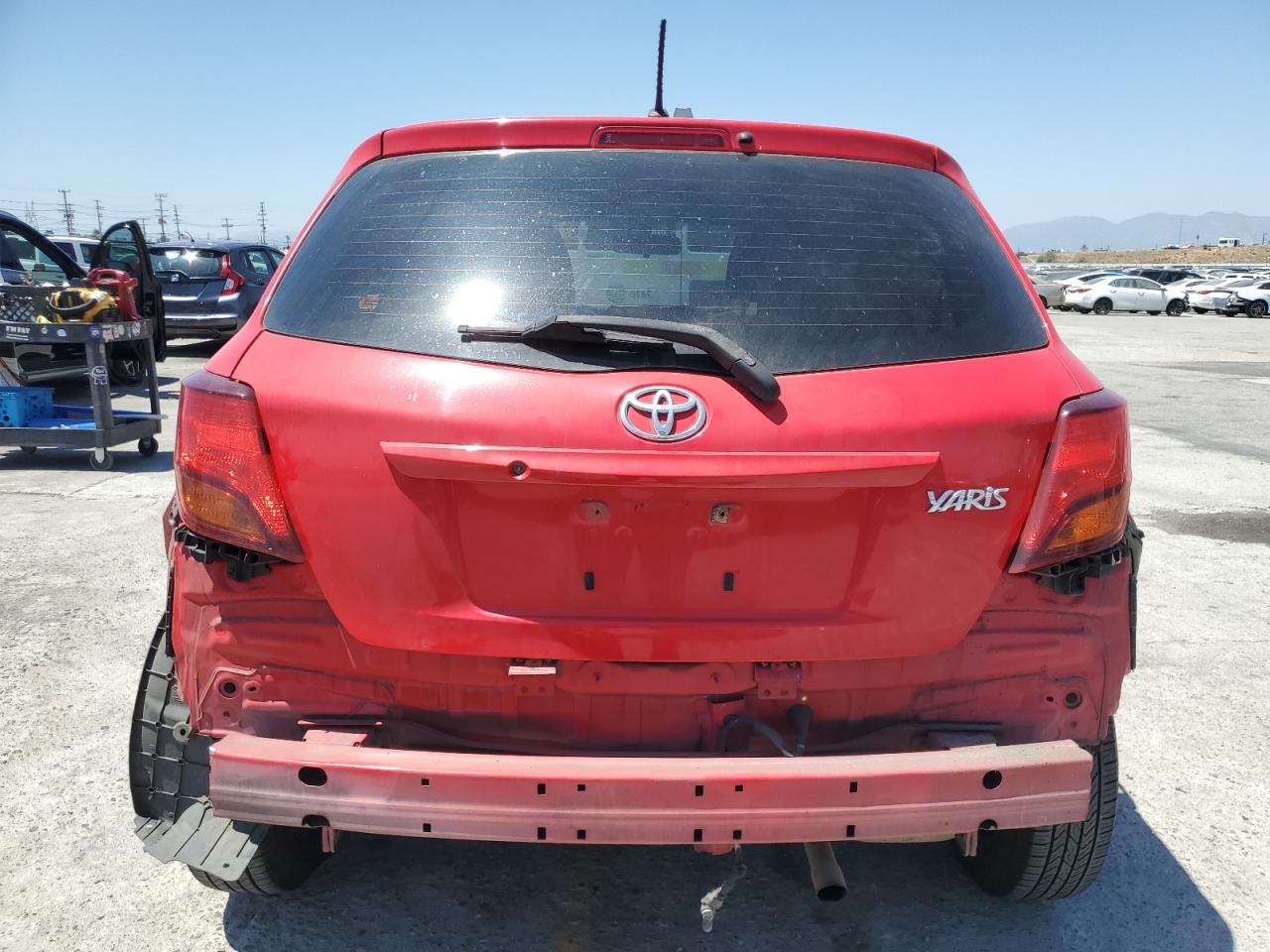 2015 Toyota Yaris VIN: VNKKTUD38FA043264 Lot: 67144705