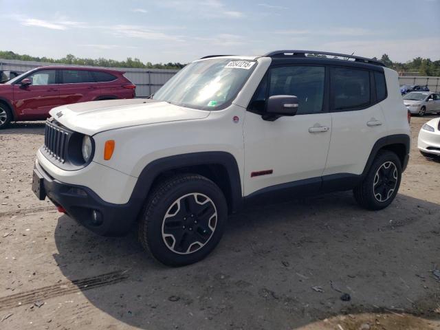Parquets JEEP RENEGADE 2015 Biały