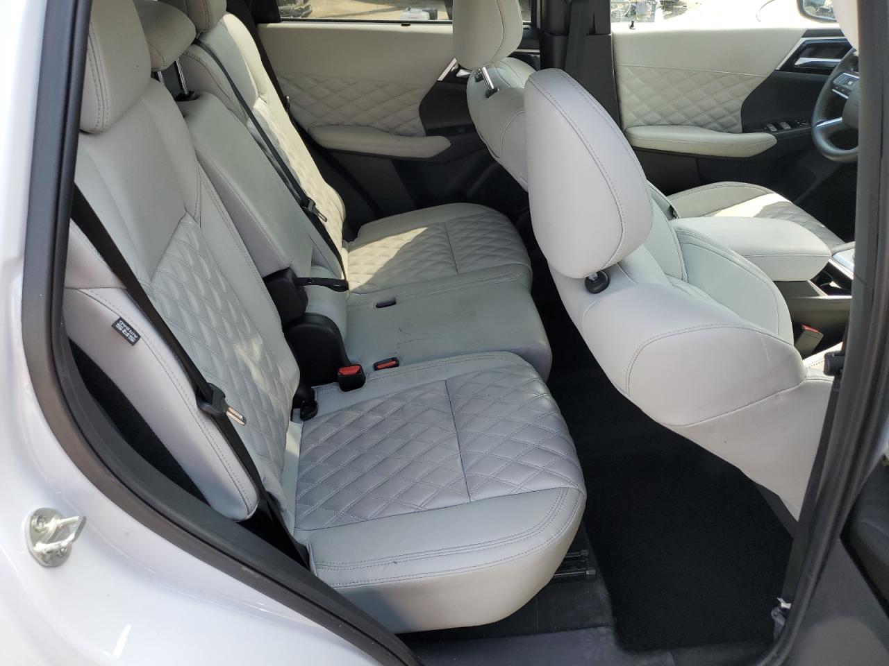 2024 Mitsubishi Outlander Sel VIN: JA4J4WA85RZ006248 Lot: 65066615