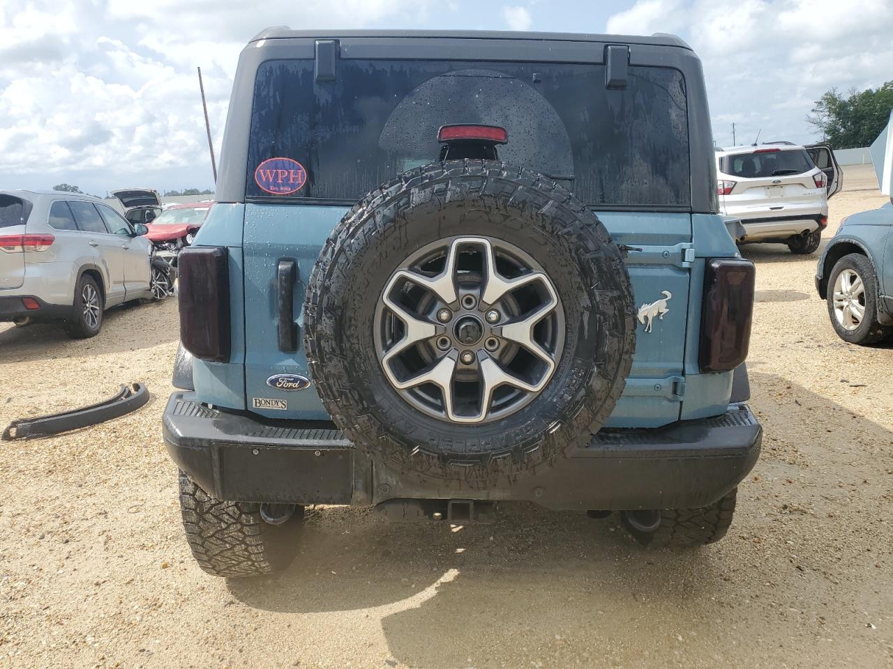 2022 Ford Bronco Base VIN: 1FMEE5DP5NLB84025 Lot: 65427325
