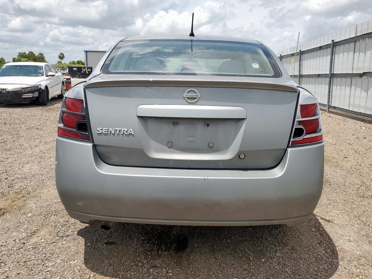 2008 Nissan Sentra 2.0 VIN: 3N1AB61E08L672492 Lot: 64607945
