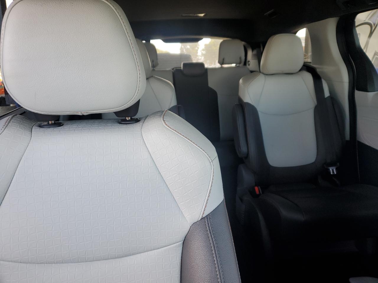 2021 Toyota Sienna Xse VIN: 5TDXRKEC8MS039716 Lot: 64885515