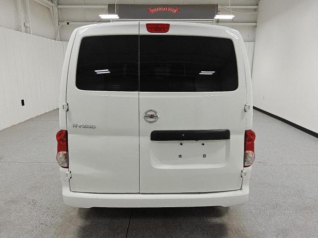  NISSAN NV 2021 Белы