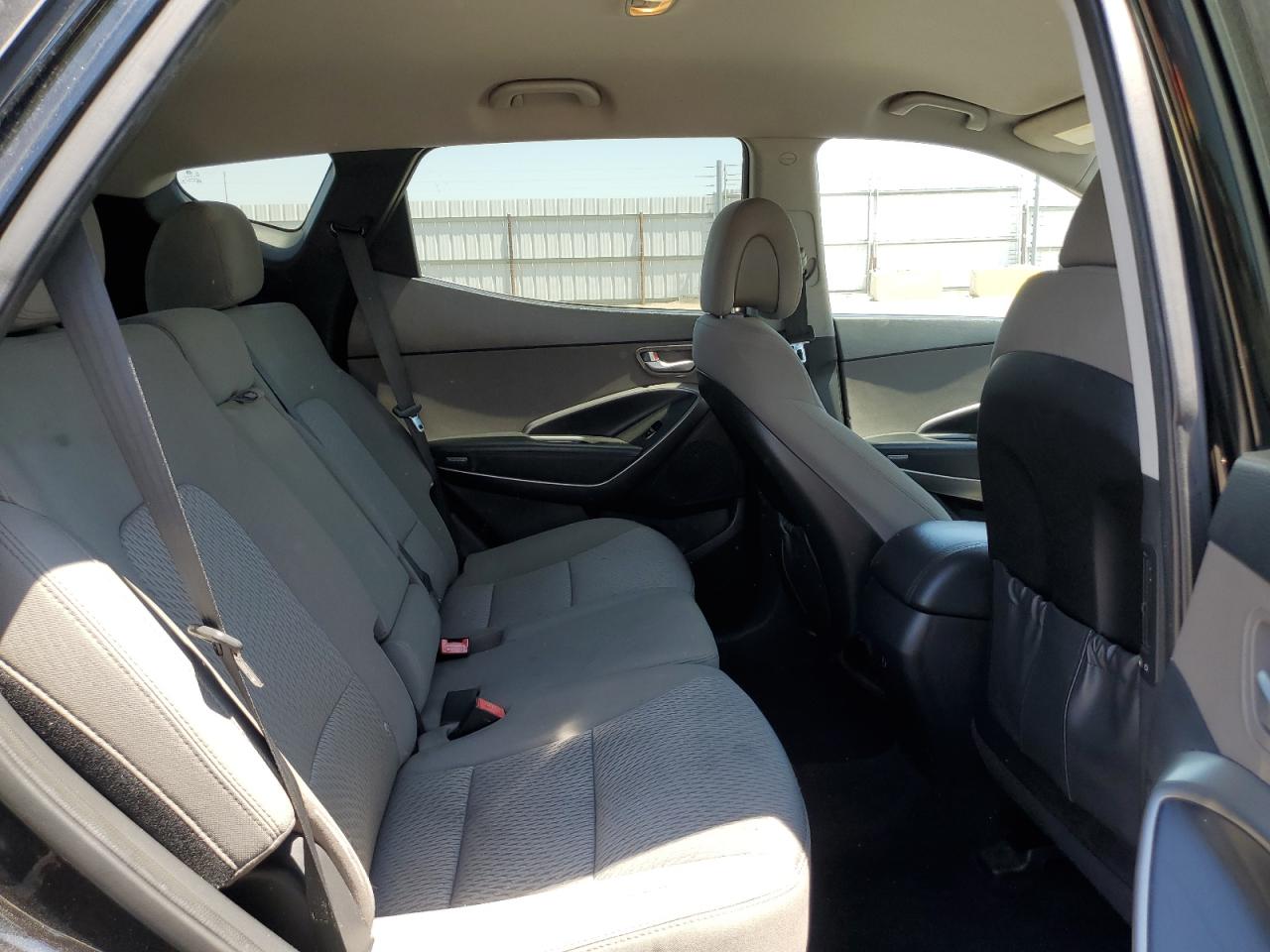 2017 Hyundai Santa Fe Sport VIN: 5XYZTDLBXHG415092 Lot: 65322555