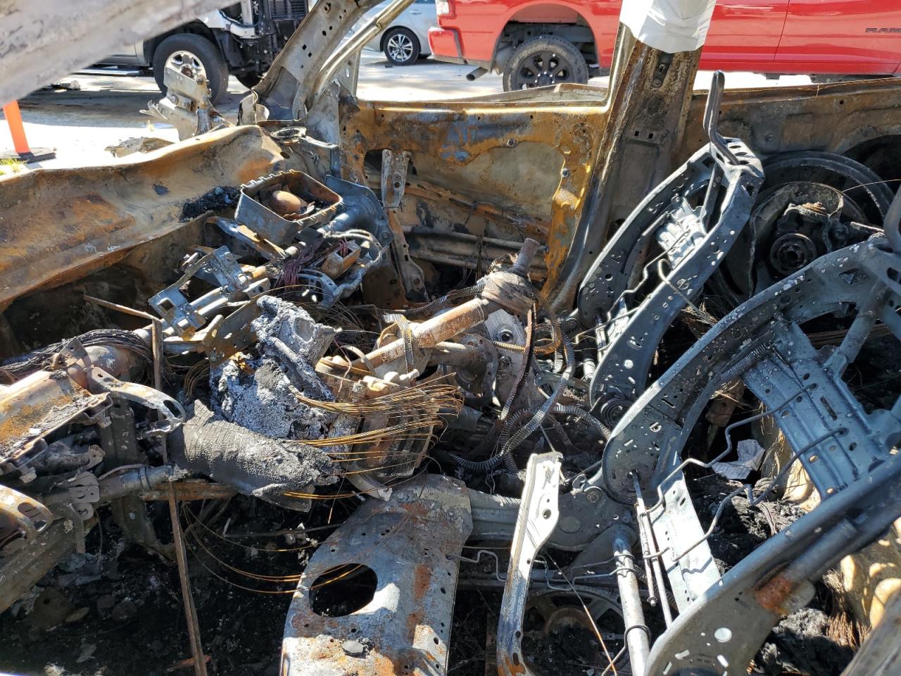 2020 Jeep Cherokee Latitude VIN: 1C4PJMCB4LD525964 Lot: 64810225