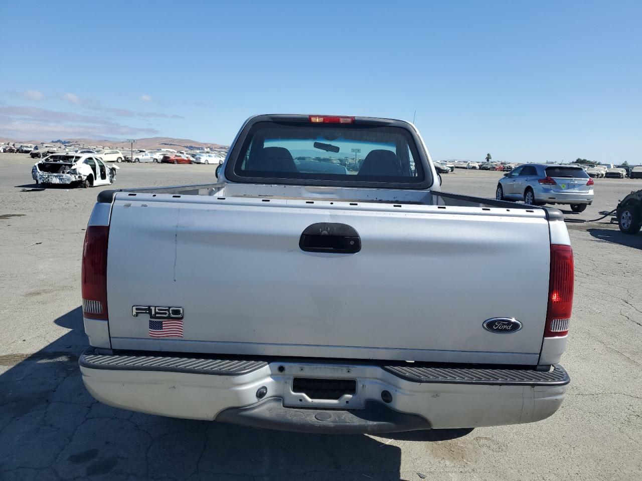 2002 Ford F150 VIN: 1FTRF17262NA75519 Lot: 64117805