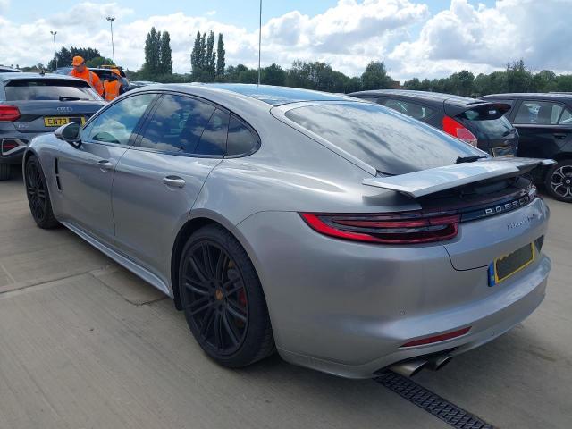 2018 PORSCHE PANAMERA T