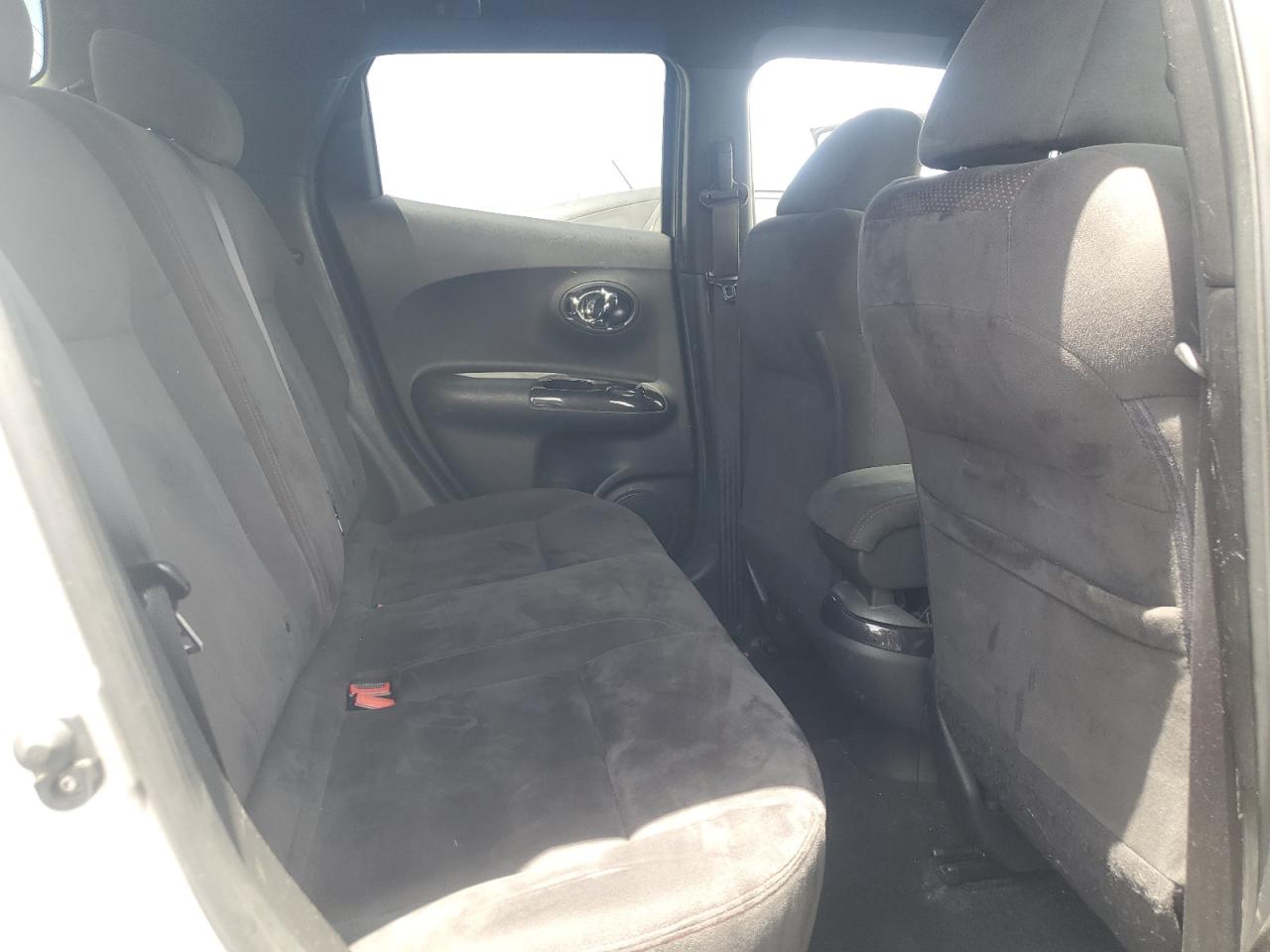2014 Nissan Juke S VIN: JN8AF5MR9ET362881 Lot: 63702295