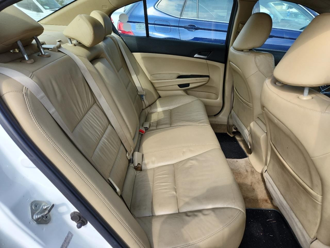 2011 Honda Accord Se VIN: 1HGCP2F68BA103990 Lot: 63222425