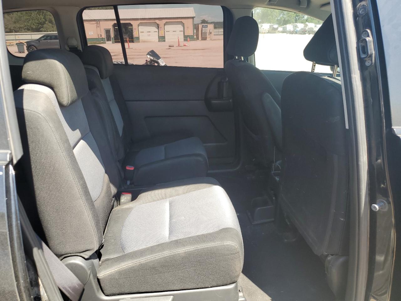 2007 Mazda 5 VIN: JM1CR293970137928 Lot: 63493425