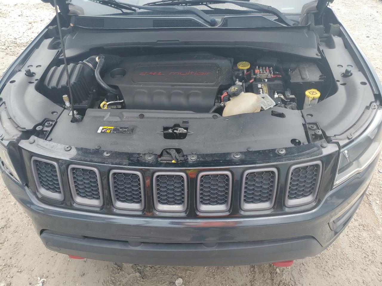 2018 Jeep Compass Trailhawk VIN: 3C4NJDDB1JT410185 Lot: 64633295