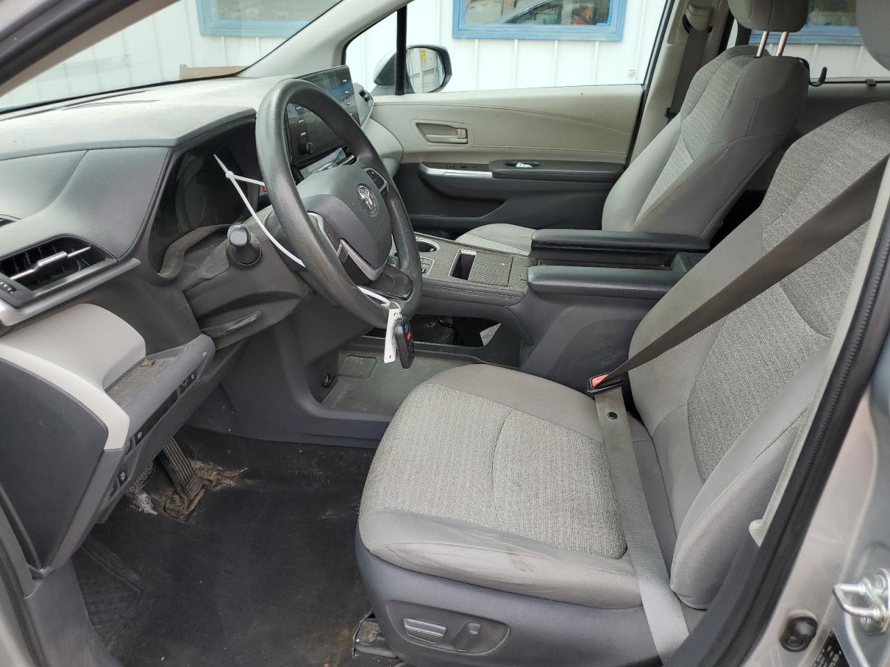 2021 Toyota Sienna Le VIN: 5TDKRKEC2MS005071 Lot: 65126355