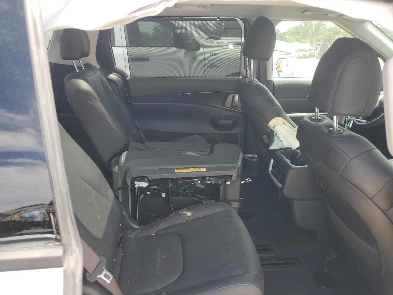 2025 Kia Carnival Sx VIN: KNDNE5K35S6515023 Lot: 63012515