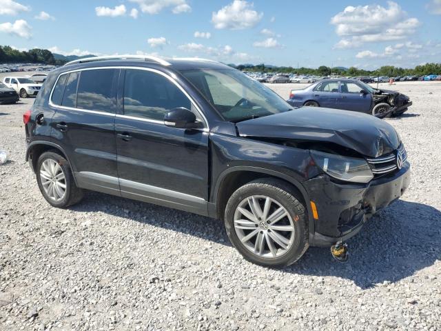 Parquets VOLKSWAGEN TIGUAN 2012 Black