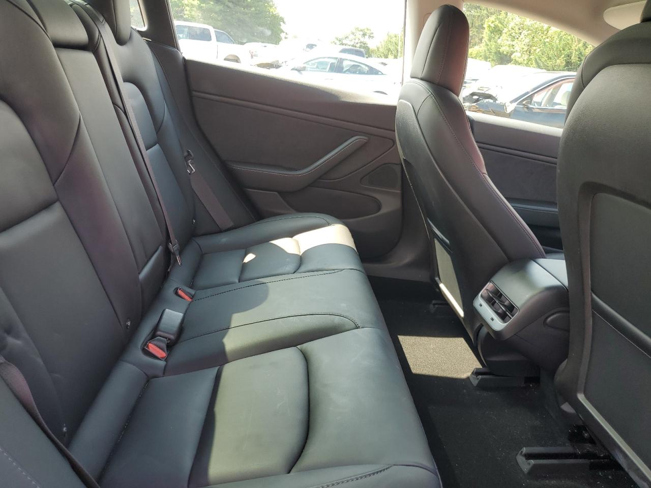 2018 Tesla Model 3 VIN: 5YJ3E1EA9JF053305 Lot: 64936685