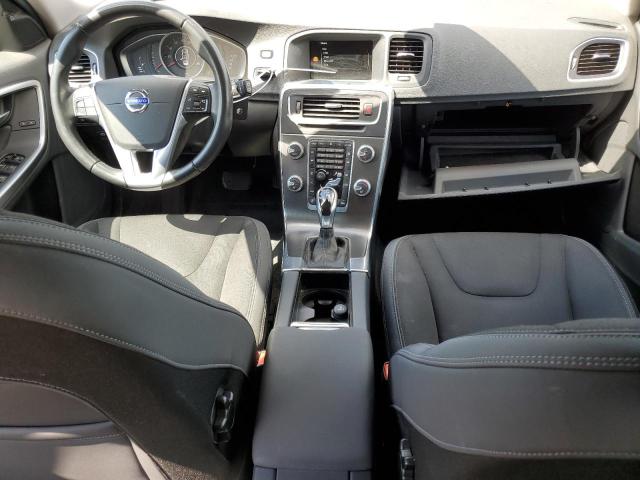  VOLVO V60 2015 Silver