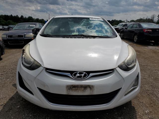 Sedans HYUNDAI ELANTRA 2015 Biały