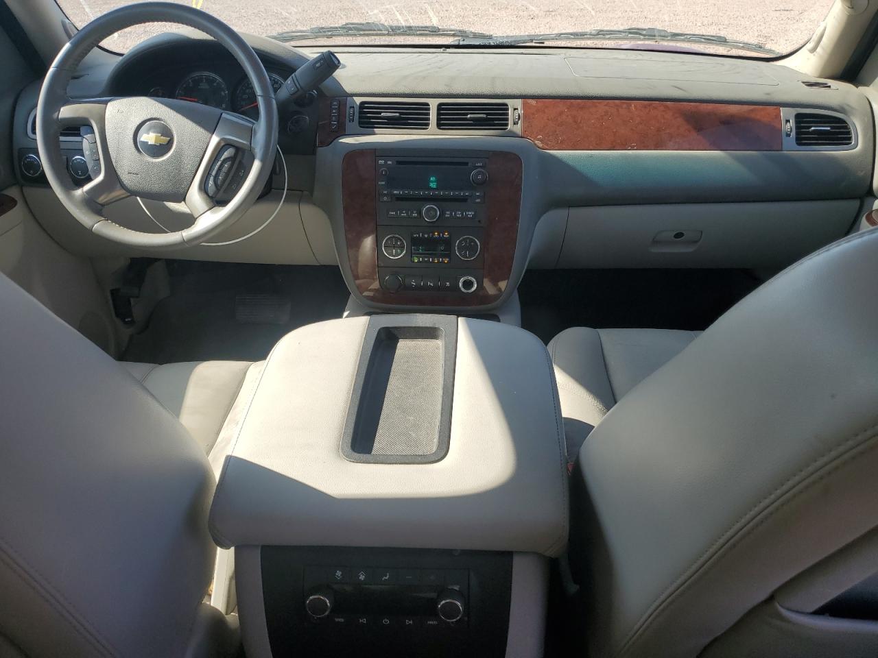 2011 Chevrolet Suburban K1500 Lt VIN: 1GNSKJE38BR325903 Lot: 64165895