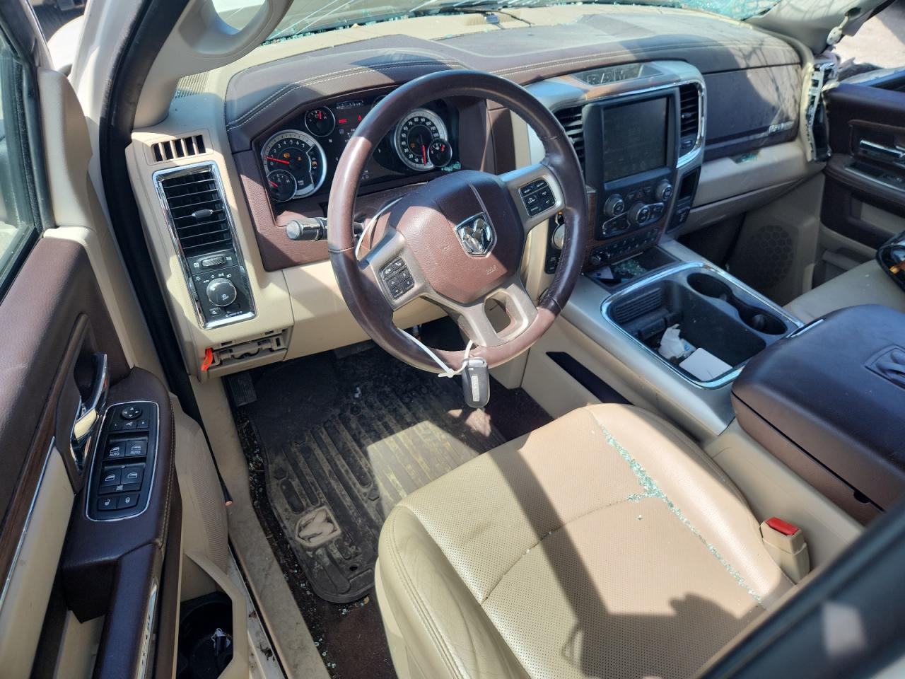 2017 Ram 1500 Laramie VIN: 1C6RR7NT2HS802761 Lot: 63326895
