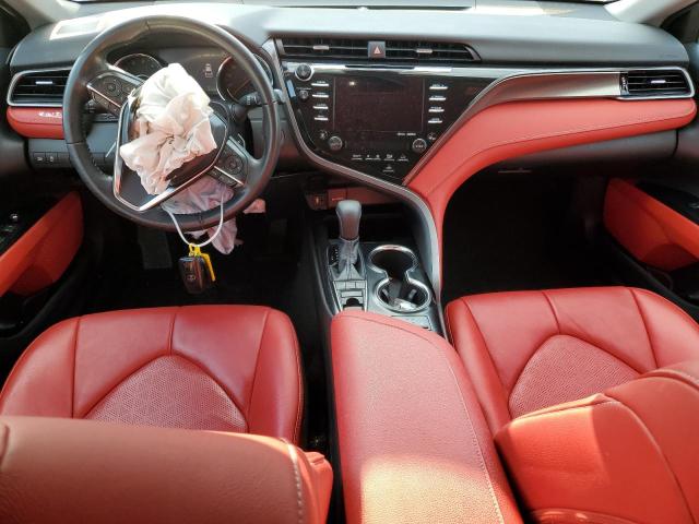 TOYOTA CAMRY 2019 Srebrny