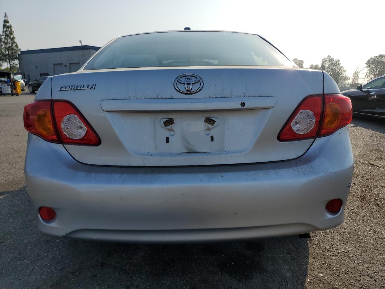 2009 Toyota Corolla Base VIN: JTDBL40E29J005565 Lot: 64601345