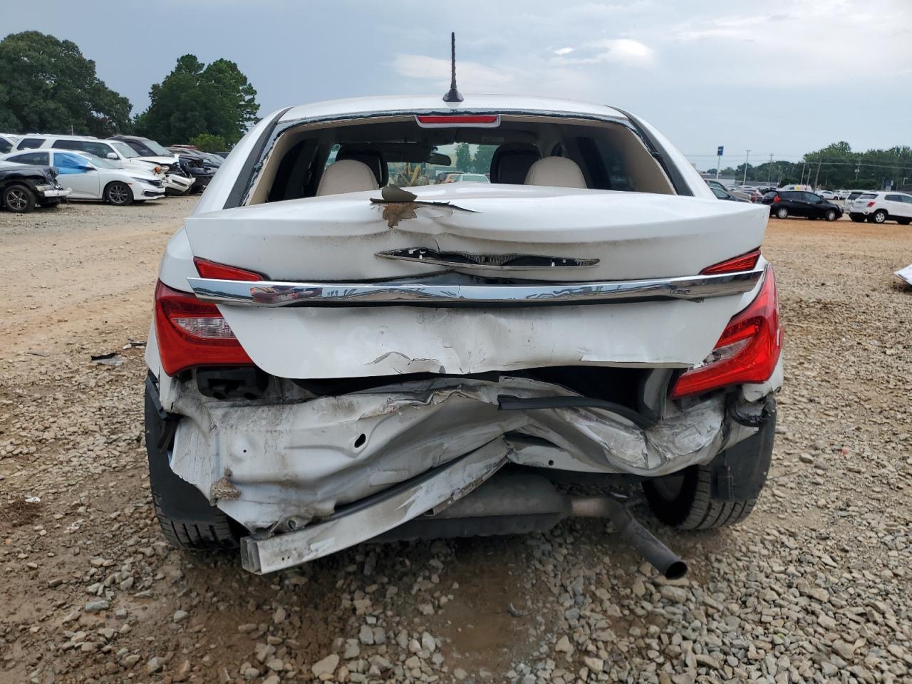 2013 Chrysler 200 Touring VIN: 1C3CCBBB2DN615211 Lot: 93766715