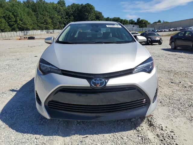  TOYOTA COROLLA 2018 Серебристый
