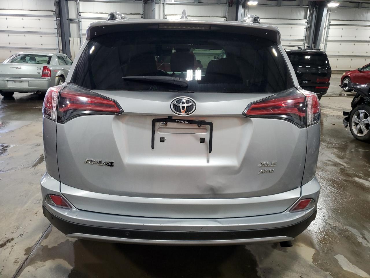 2017 Toyota Rav4 Xle VIN: 2T3RFREVXHW676106 Lot: 65081575
