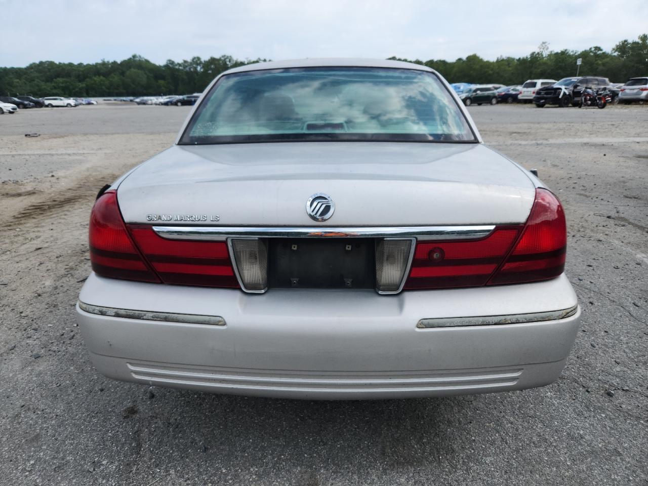 2005 Mercury Grand Marquis Ls VIN: 2MEFM75W55X660143 Lot: 63211845