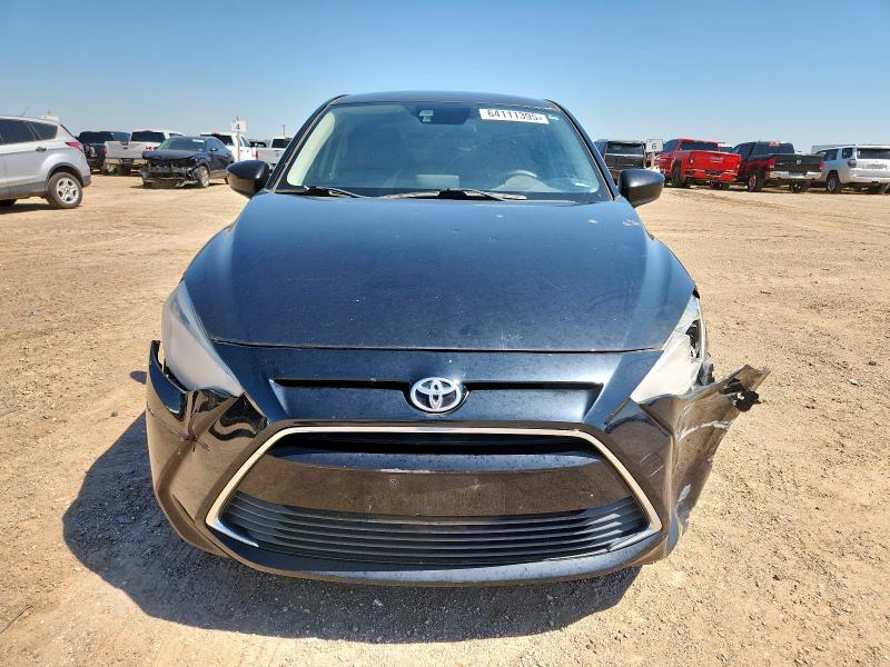  TOYOTA YARIS 2017 Czarny