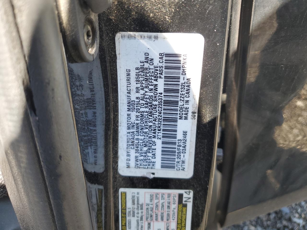 2004 Toyota Corolla Matrix Xr VIN: 2T1KR32E24C235374 Lot: 63445825