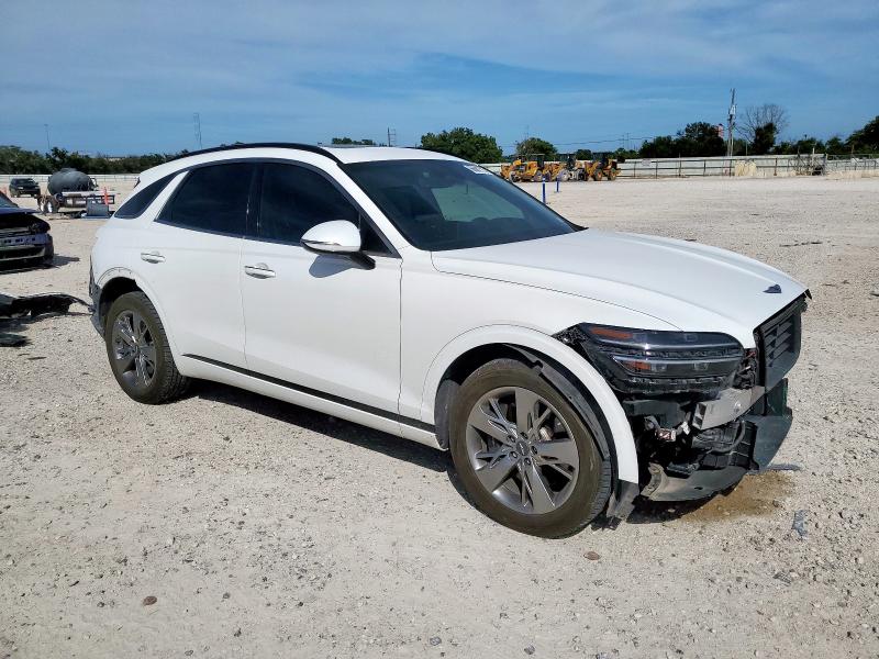  GENESIS GV70 BASE 2022 Белы