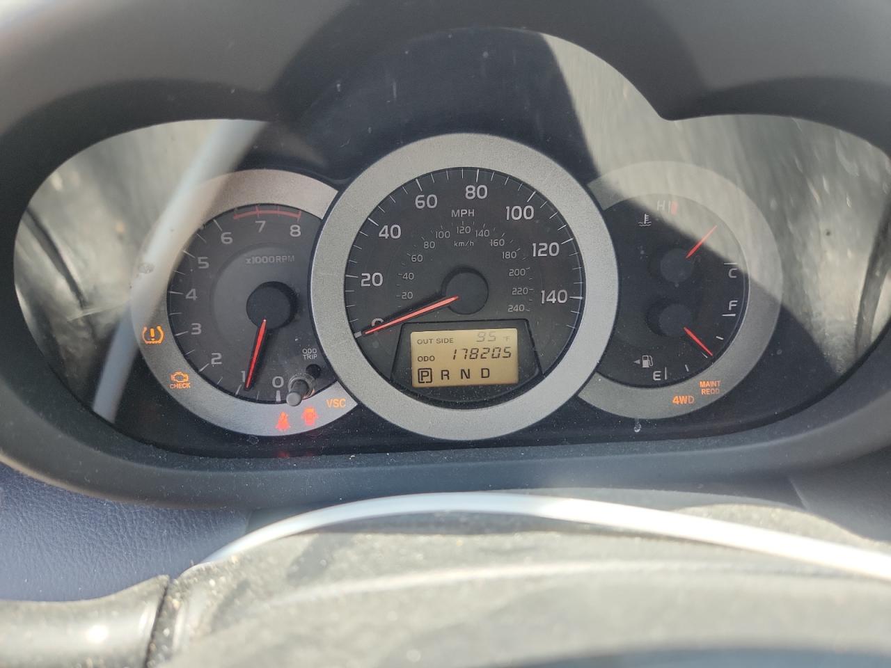 2007 Toyota Rav4 Sport VIN: JTMBK32V076016347 Lot: 64108695