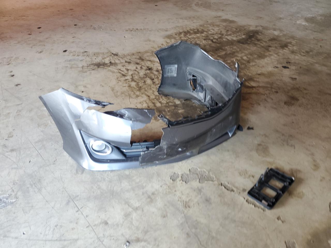 4t1bf1fk3eu781470 4T1BF1FK3EU781470 2014 Toyota Camry L