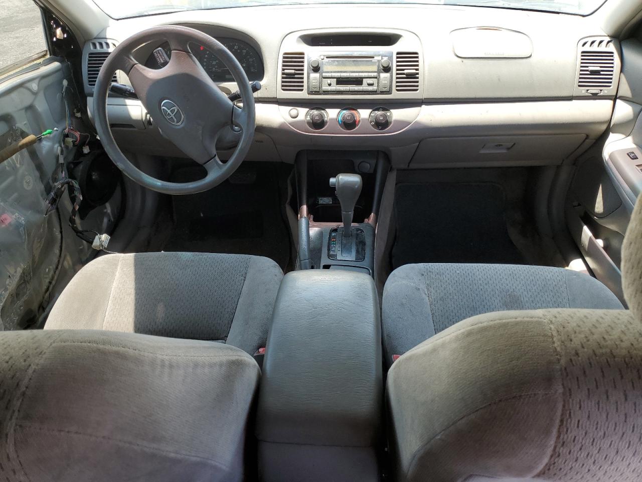 2003 Toyota Camry Le VIN: 4T1BE32K23U168421 Lot: 65241045