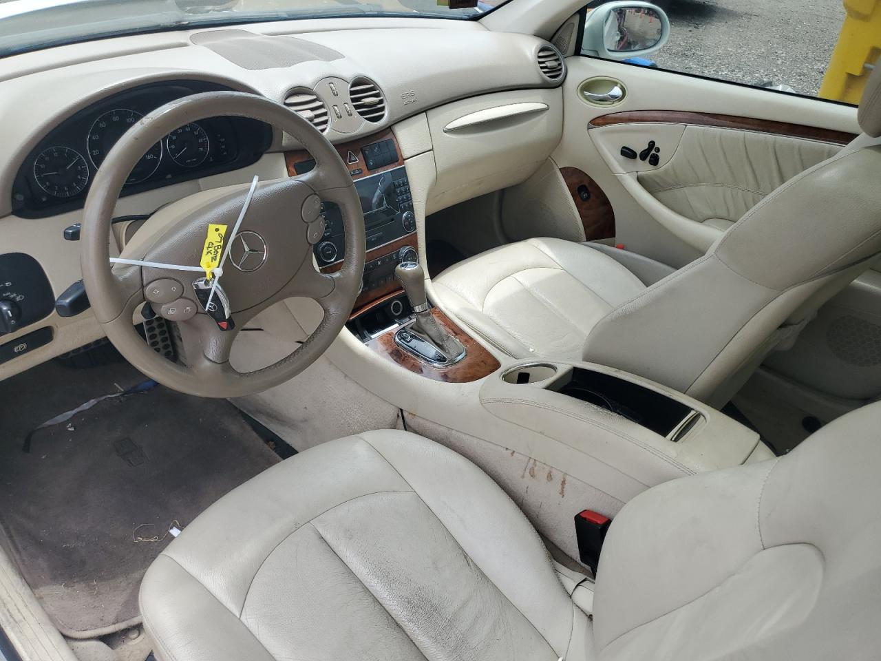 2007 Mercedes-Benz Clk 350 VIN: WDBTJ56H97F215371 Lot: 63598595