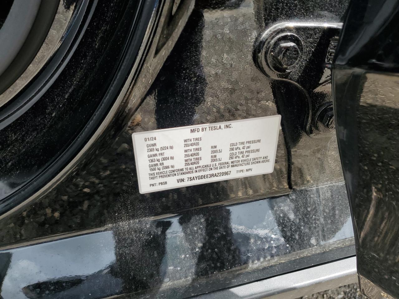 2024 Tesla Model Y VIN: 7SAYGDEE3RA220967 Lot: 64785875