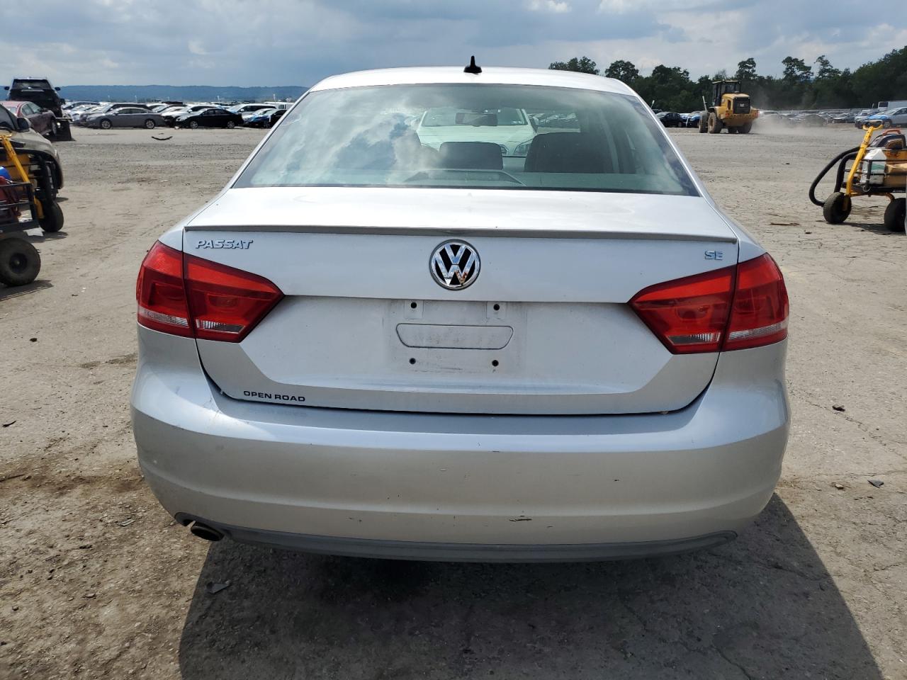 2012 Volkswagen Passat Se VIN: 1VWBP7A36CC082421 Lot: 65199835