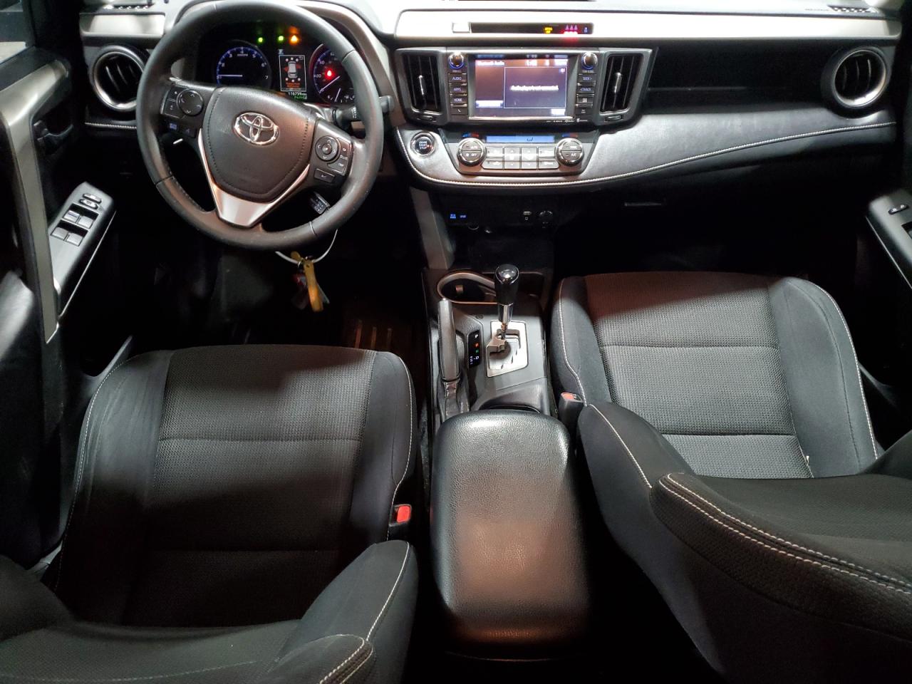 2017 Toyota Rav4 Xle VIN: 2T3RFREVXHW676106 Lot: 65081575