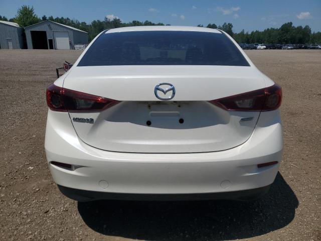Sedans MAZDA 3 2017 White