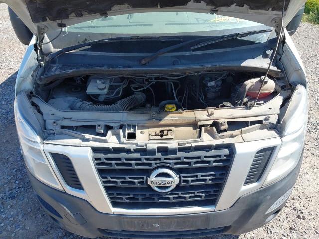 2016 NISSAN NV400 SE D