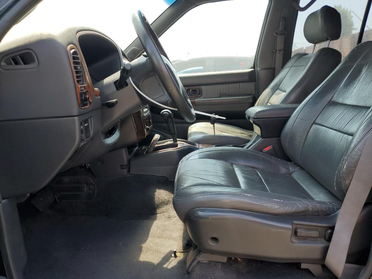 1999 Infiniti Qx4 VIN: JNRAR07Y2XW060990 Lot: 65304685
