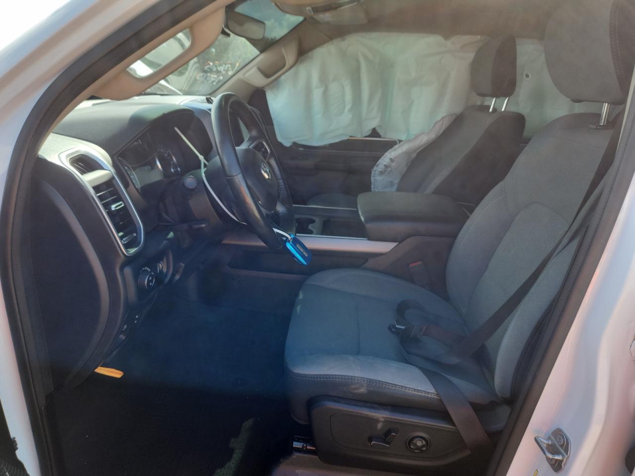 2020 Ram 1500 Big Horn/Lone Star VIN: 1C6RREBT5LN256795 Lot: 63320255