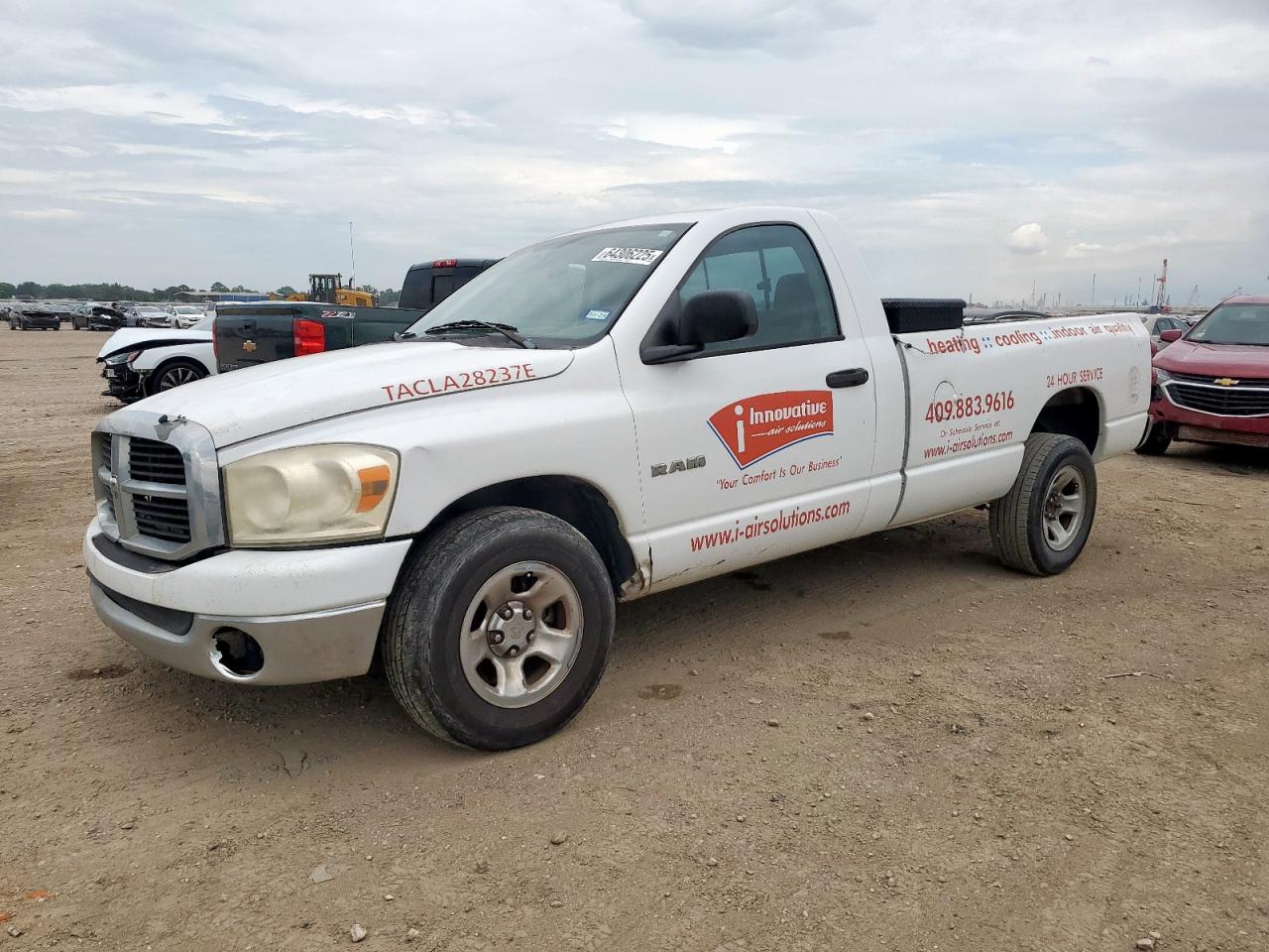 2008 Dodge Ram 1500 St VIN: 1D7HA16N18J193666 Lot: 64306225