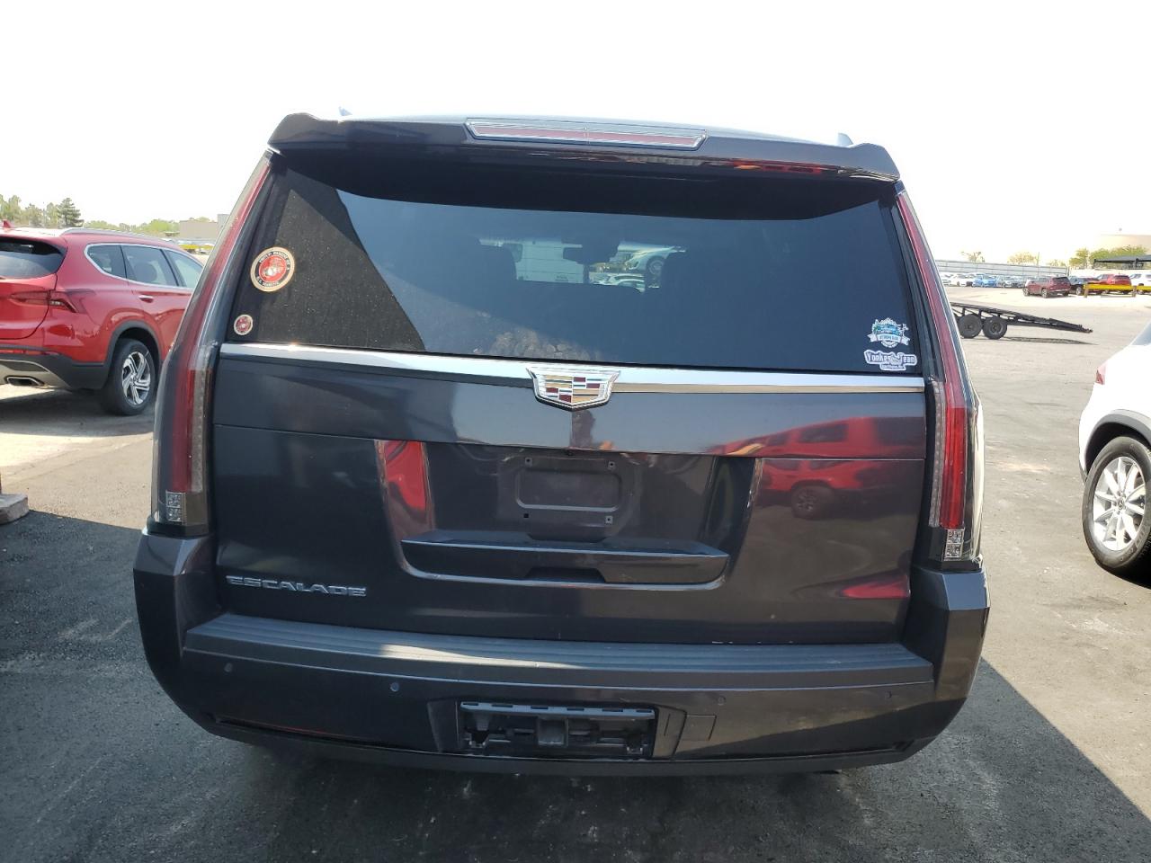 2016 Cadillac Escalade Luxury VIN: 1GYS3BKJ2GR337299 Lot: 64819145
