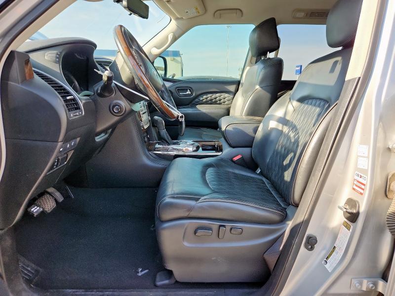  INFINITI QX80 2018 Srebrny