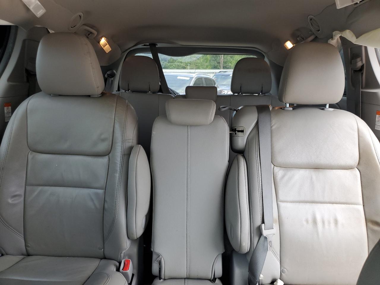 2015 Toyota Sienna Xle VIN: 5TDYK3DC0FS651363 Lot: 62499895