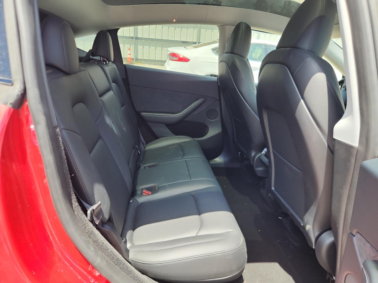 2023 Tesla Model Y VIN: 7SAYGDEE9PA175692 Lot: 65396195