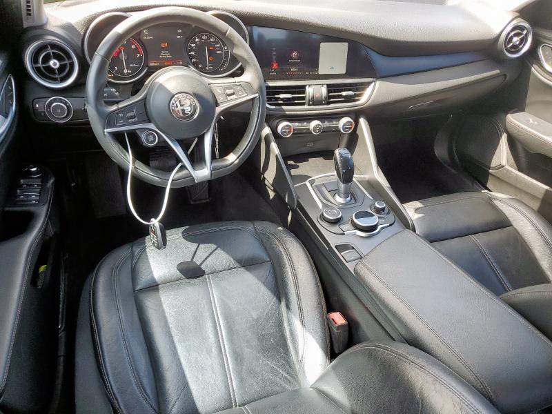  ALFA ROMEO GIULIA 2017 Burgundy