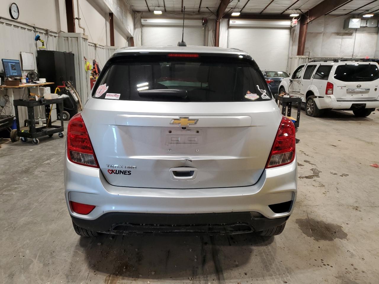 2021 Chevrolet Trax Ls VIN: KL7CJNSB1MB301194 Lot: 64789975